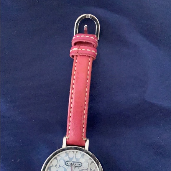 Coach watch - Picture 4 of 11